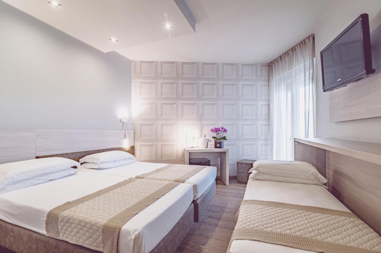 Hotel Cesare Augustus Lido di Jesolo Exteriör bild