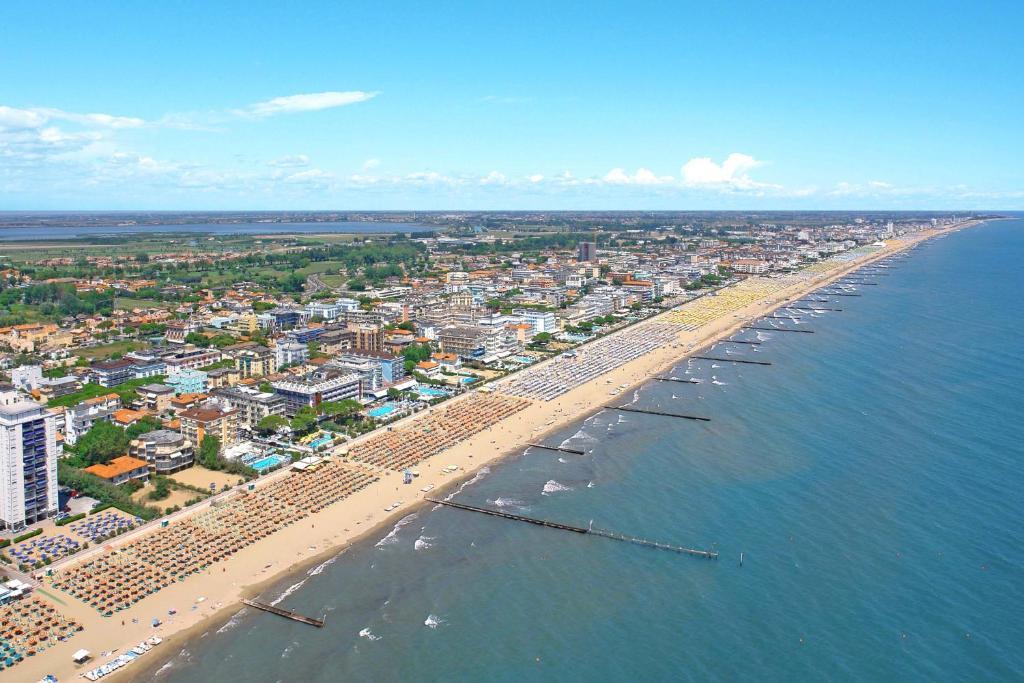 Hotel Cesare Augustus Lido di Jesolo Exteriör bild